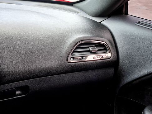 Used 2015 Dodge Challenger SRT Hellcat image 30