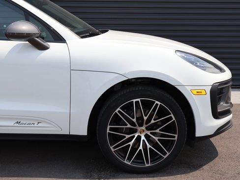 Certified 2023 Porsche Macan Turbo AWD/4WD image 13