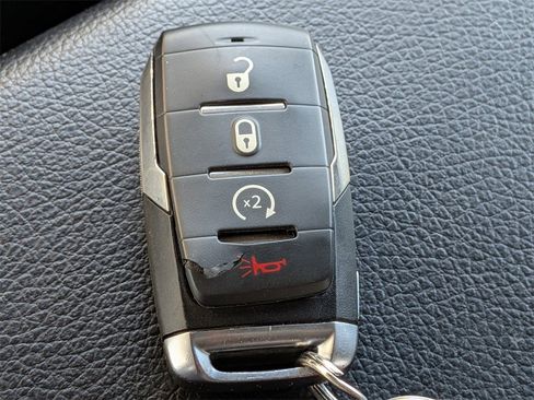 Used 2023 RAM 1500 Laramie image 31