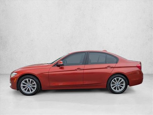 Used 2018 BMW 320i xDrive Sedan image 8