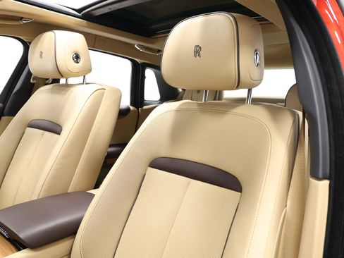 Used 2022 Rolls-Royce Ghost w/ Ghost Package AWD/4WD image 17