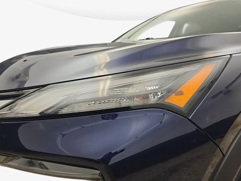 Used 2026 Nissan Rogue SV FWD image 29