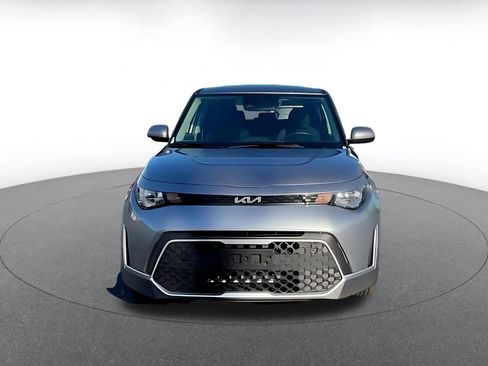 Used 2025 Kia Soul LX w/ LX Technology Package image 4