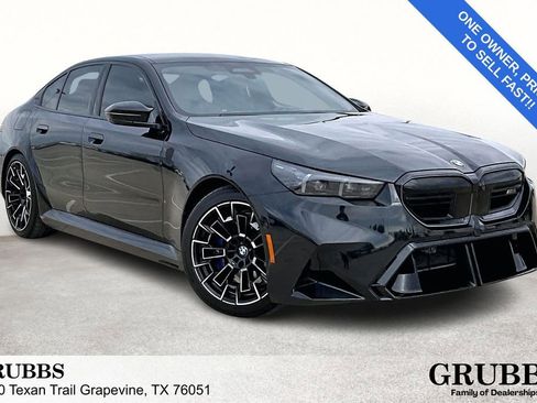 Used 2025 BMW M5 w/ Executive Package image 1