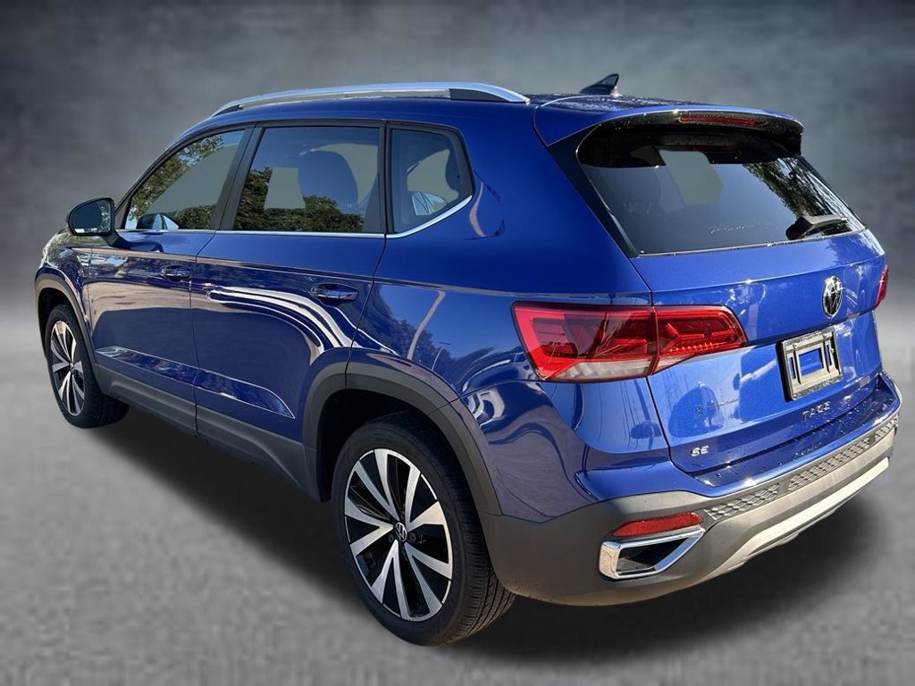 Certified 2023 Volkswagen Taos SE FWD image 4
