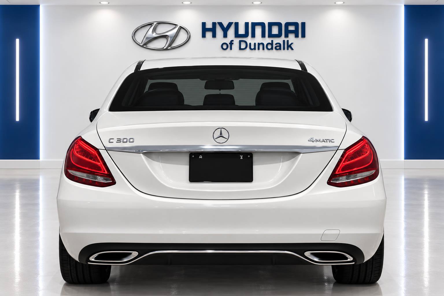 Used 2016 Mercedes-Benz C 300 4MATIC Sedan image 2