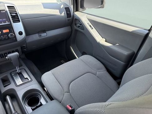 Used 2019 Nissan Frontier SV w/ Value Truck Package RWD image 38