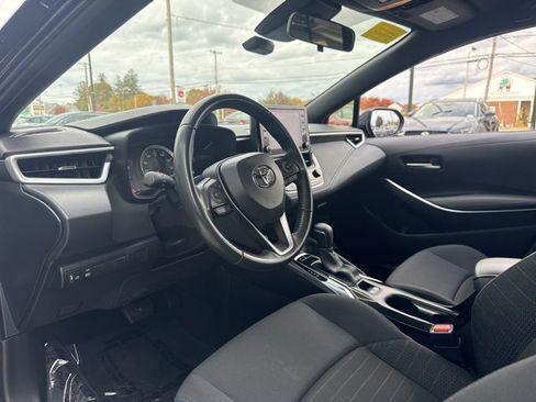 Used 2022 Toyota Corolla SE image 9