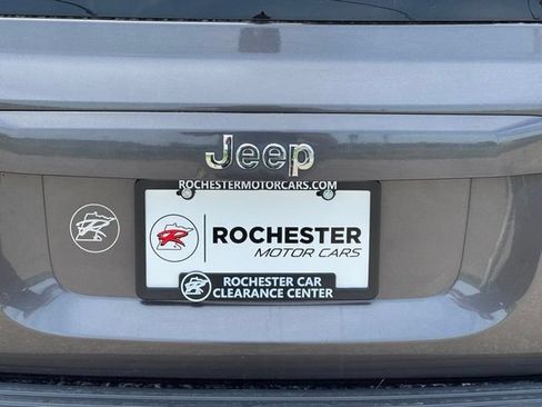 Used 2015 Jeep Patriot High Altitude AWD/4WD image 40