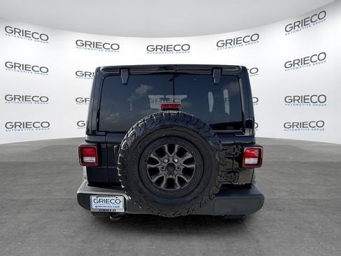Used 2023 Jeep Wrangler Unlimited Sport w/ Sun And Sound Package AWD/4WD image 6