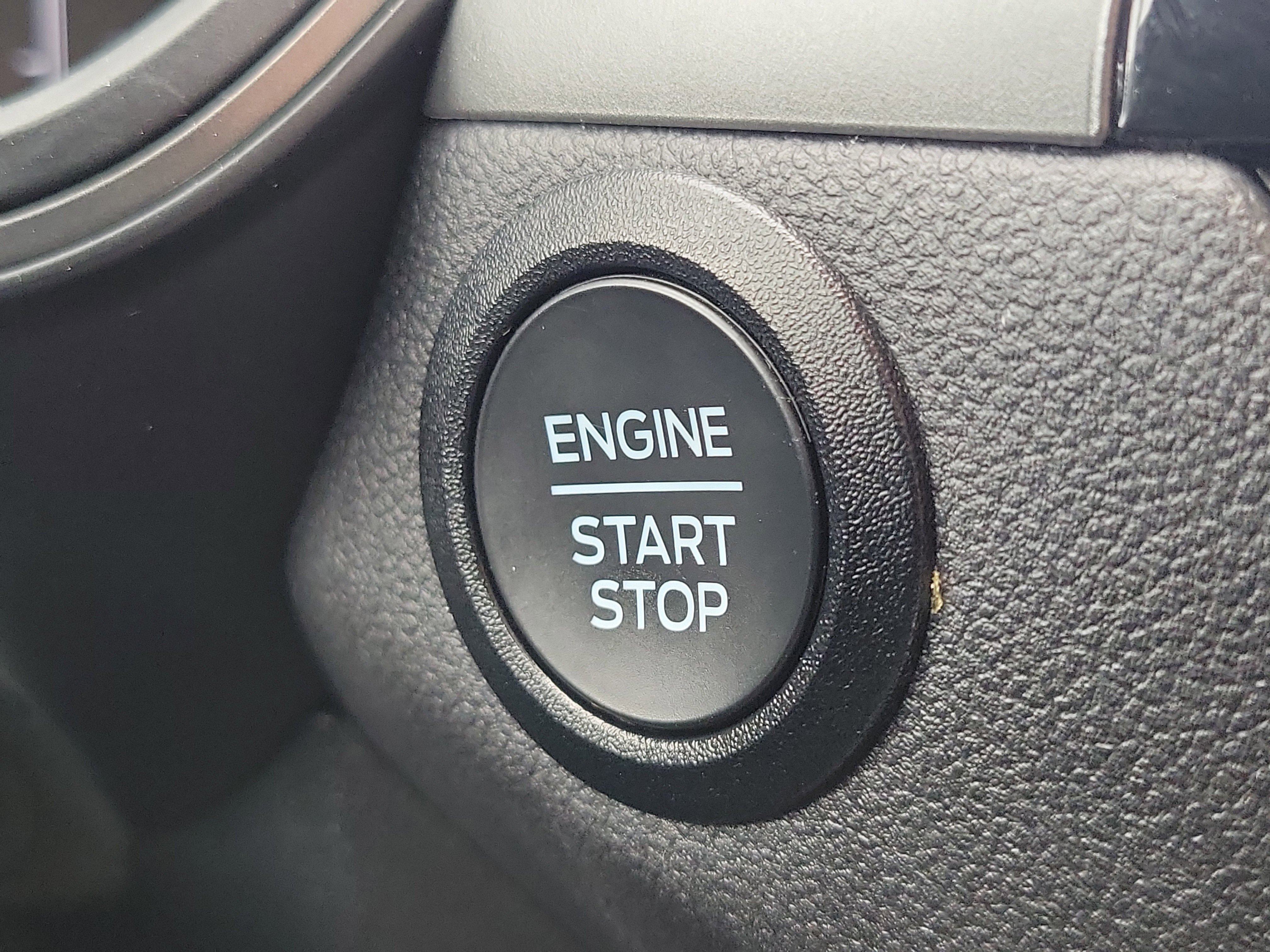 Used 2025 Ford Escape Active FWD image 30
