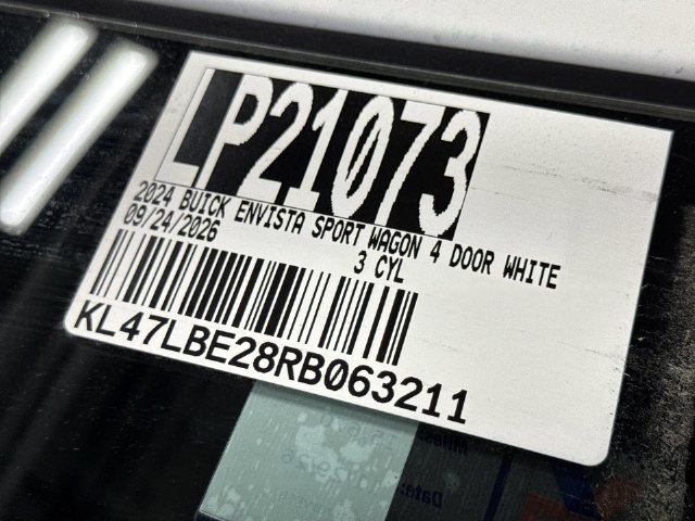 Used 2024 Buick Envista Sport Touring w/ Convenience I Package FWD image 31