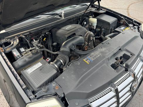 Used 2007 Cadillac Escalade ESV AWD image 26