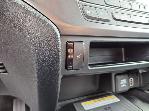 Used 2022 Honda Pilot Special Edition image 19