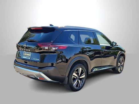 Used 2022 Nissan Rogue Platinum w/ Head-Up Display Package image 8