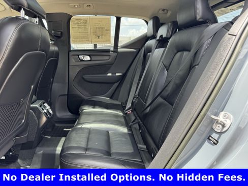Used 2023 Volvo XC40 B5 Plus w/ Driver Assist Package AWD/4WD image 26