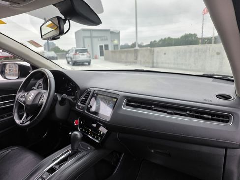Used 2019 Honda HR-V EX-L image 29