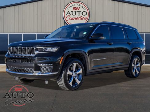 Used 2022 Jeep Grand Cherokee L Limited image 3