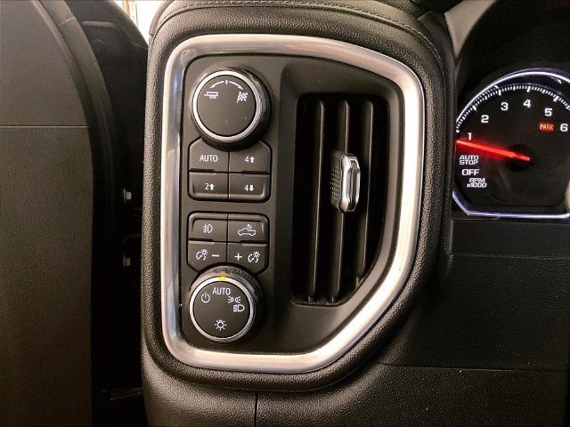 Used 2019 Chevrolet Silverado 1500 RST AWD/4WD image 30