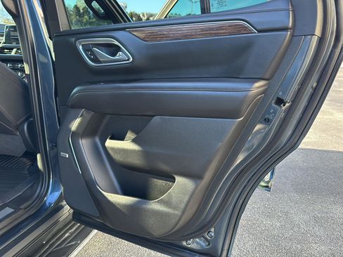 Used 2021 Chevrolet Tahoe High Country image 13