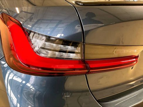 New 2026 BMW 330i Sedan w/ M Sport Package image 14