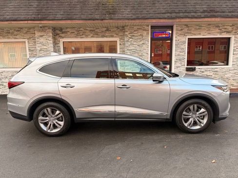 Used 2023 Acura MDX SH-AWD image 4