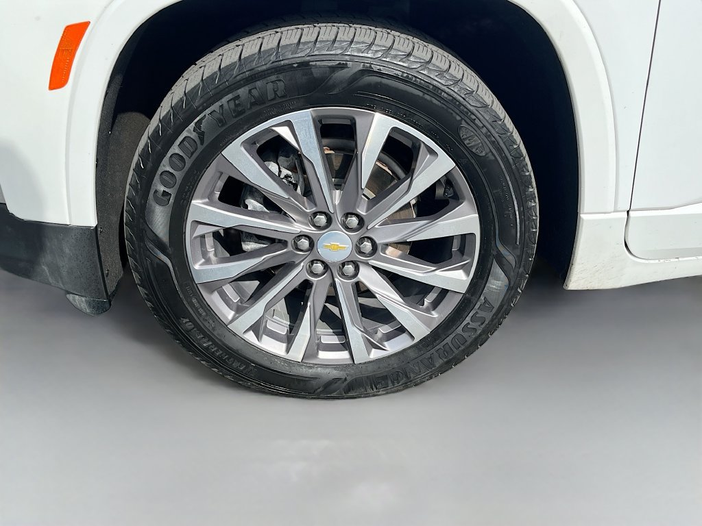 Used 2022 Chevrolet Traverse Premier AWD/4WD image 34