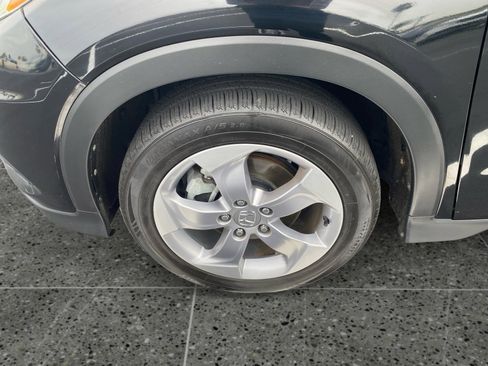 Used 2021 Honda HR-V LX image 14