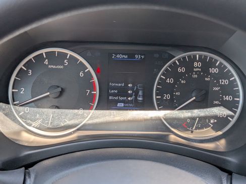 Used 2025 Nissan Sentra S FWD image 22