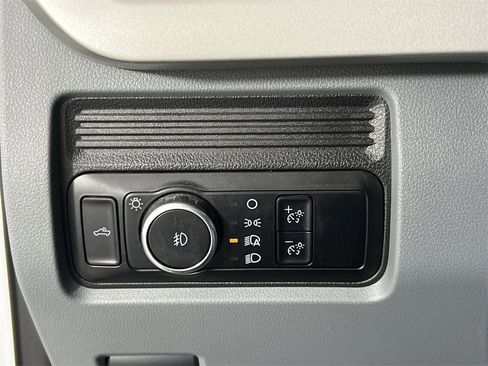 Used 2024 Ford F250 XLT image 19