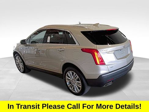 Used 2017 Cadillac XT5 Premium Luxury w/ Driver Assist Package AWD/4WD image 10