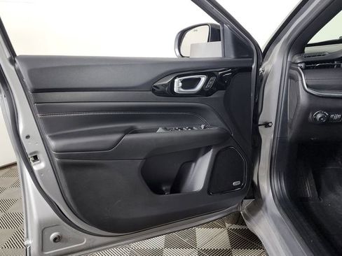 Used 2023 Jeep Compass High Altitude image 12