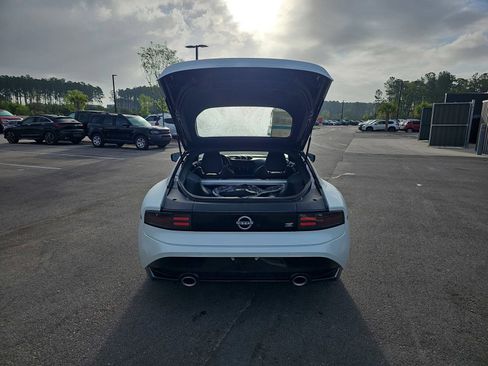Used 2024 Nissan Z Performance w/ Floor Mat Package RWD image 12