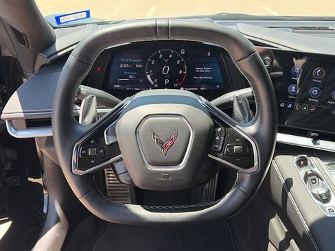 Used 2022 Chevrolet Corvette Stingray Preferred Conv w/ Z51 Performance Package RWD image 15