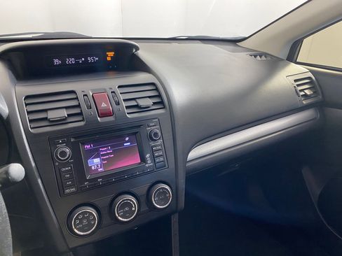 Used 2014 Subaru Crosstrek 2.0i Limited w/ Popular Package #2 image 24