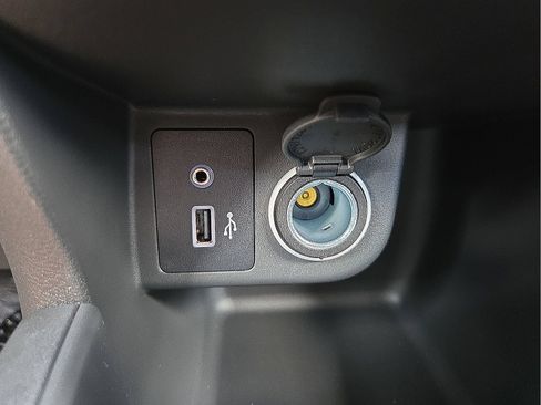 Used 2025 Nissan Kicks Play S FWD image 20