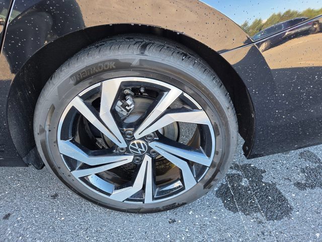 Used 2025 Volkswagen Jetta SEL FWD image 25