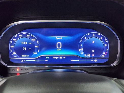 Used 2023 Chevrolet Suburban High Country image 34