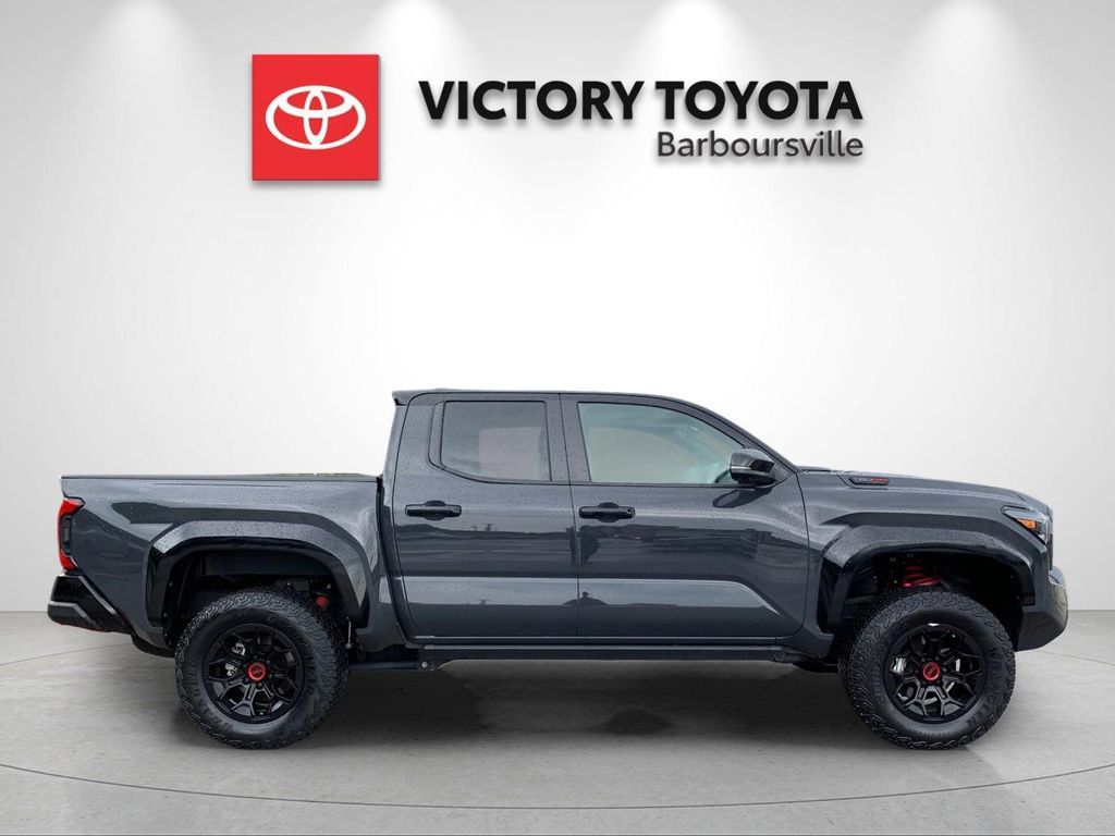 Used 2025 Toyota Tacoma TRD Pro AWD/4WD image 6