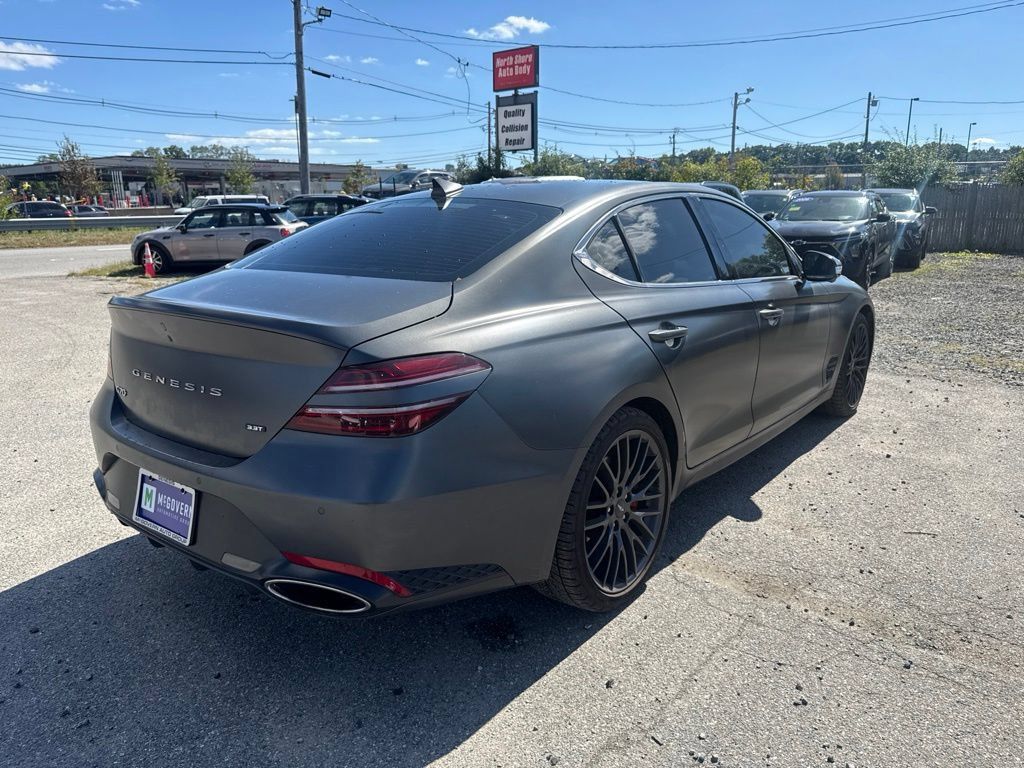 Used 2022 Genesis G70 3.3T Launch Edition RWD image 6
