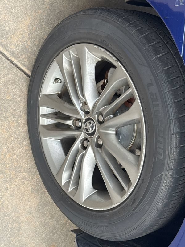 Used 2016 Toyota Camry SE FWD image 12