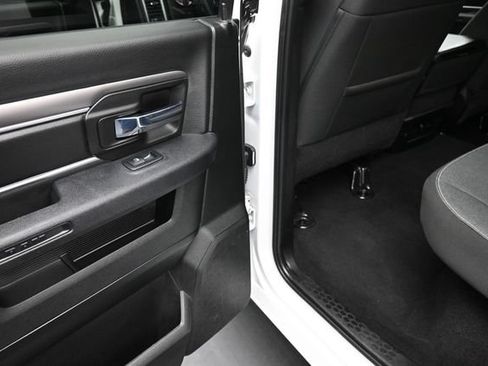 Used 2024 RAM 1500 Warlock RWD image 12