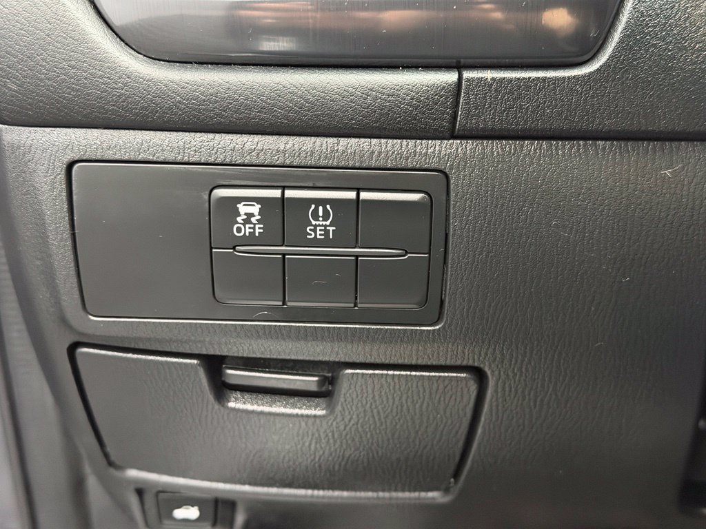 Used 2015 MAZDA MAZDA6 Sport FWD image 30
