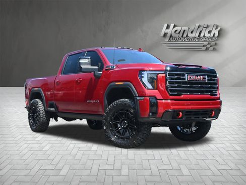 Used 2025 GMC Sierra 2500 AT4 w/ AT4 Premium Plus Package image 2