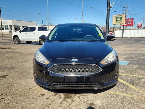 Used 2017 Ford Focus SE image 8
