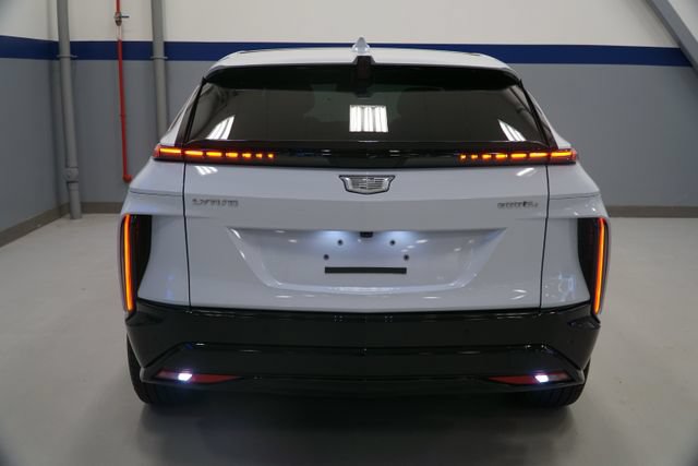 Used 2026 Cadillac Lyriq Sport w/ LPO, Floor Liner Package AWD/4WD image 5