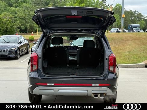 Used 2024 Hyundai Palisade Limited FWD image 16