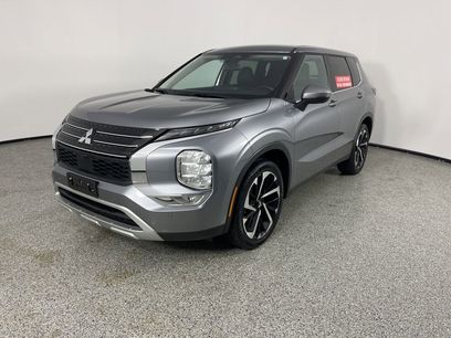 Used 2024 Mitsubishi Outlander SE