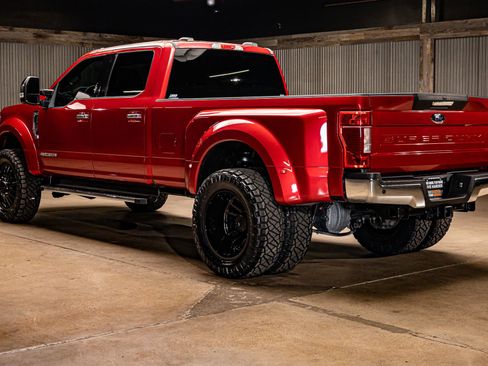 Used 2022 Ford F450 XLT w/ XLT Premium Package image 7