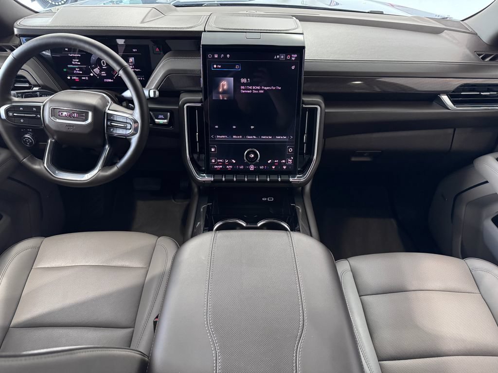 Certified 2025 GMC Yukon Elevation AWD/4WD image 16